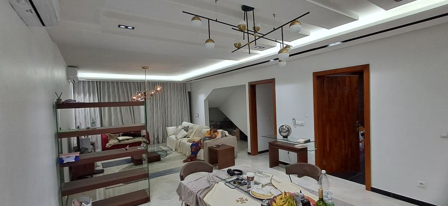 Villa Kouakou — vue 12.jpg